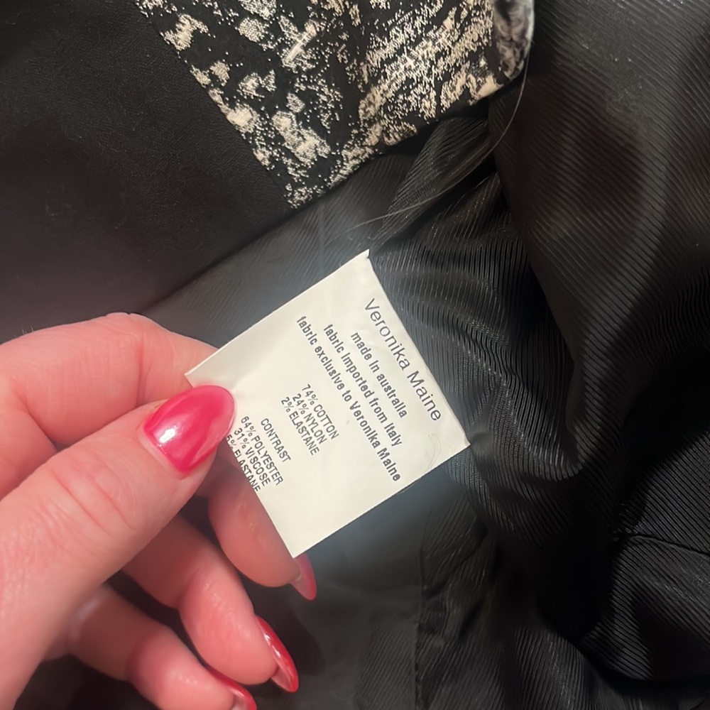 Veronika Maine Women's Black and White Blazer 8 - Picture 5 of 7